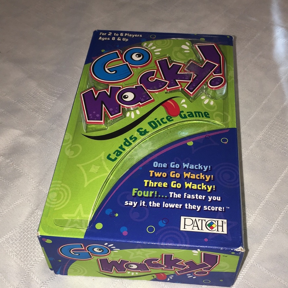 Go Wacky Card & Dice Game NEW A super speedy Dice Rolling Match to win card Game
